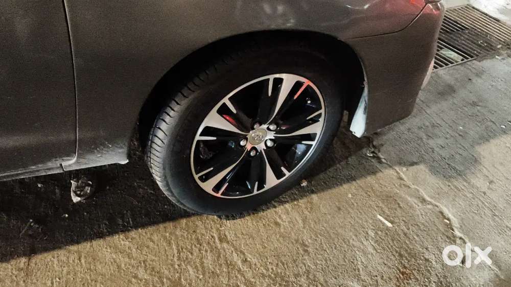 Toyota Innova Diesel 2011 With 170,000 Km