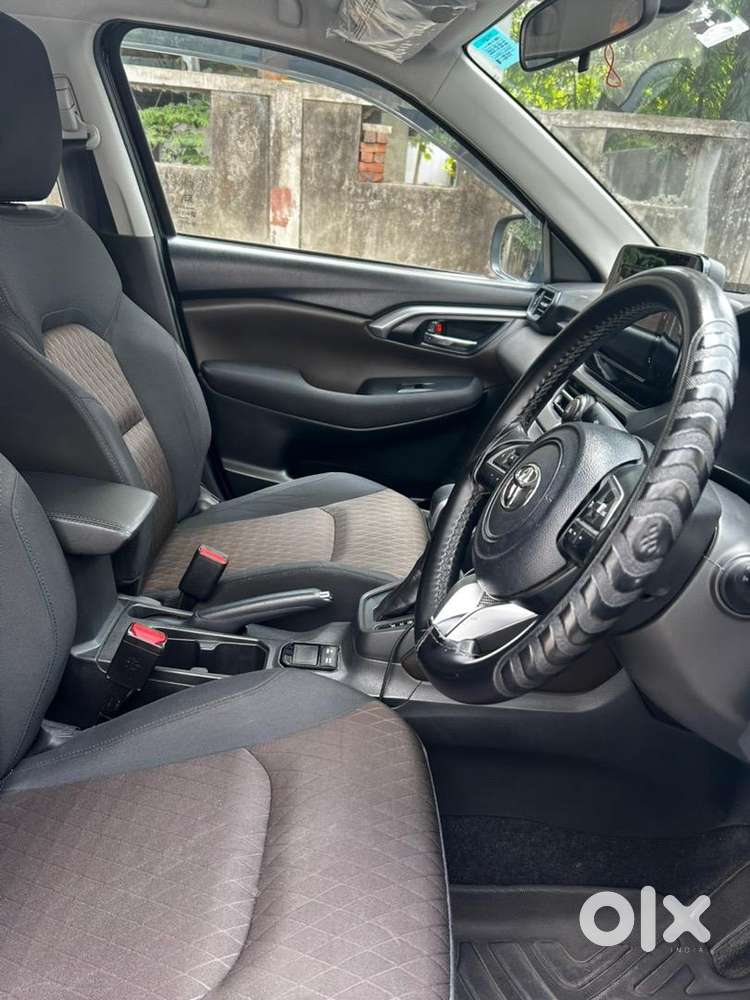 Toyota Urban Cruiser 2023 Petrol Hybrid