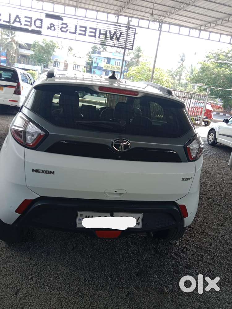 Tata Nexon 1.2 Revotron Xza Plus (o), 2020, Petrol