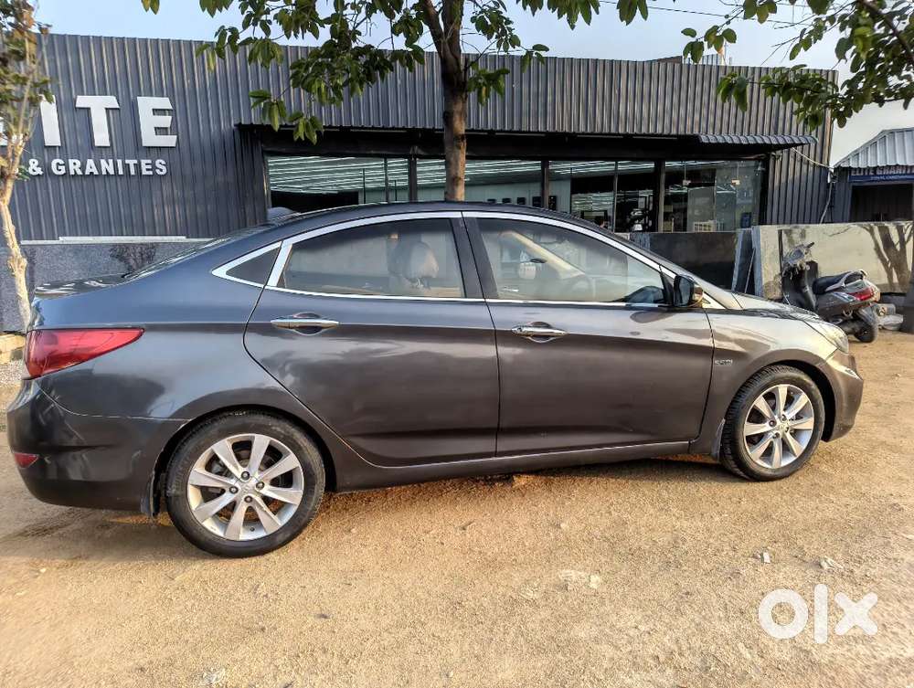 Hyundai Fluidic Verna 2012 Diesel 120000 Km Driven