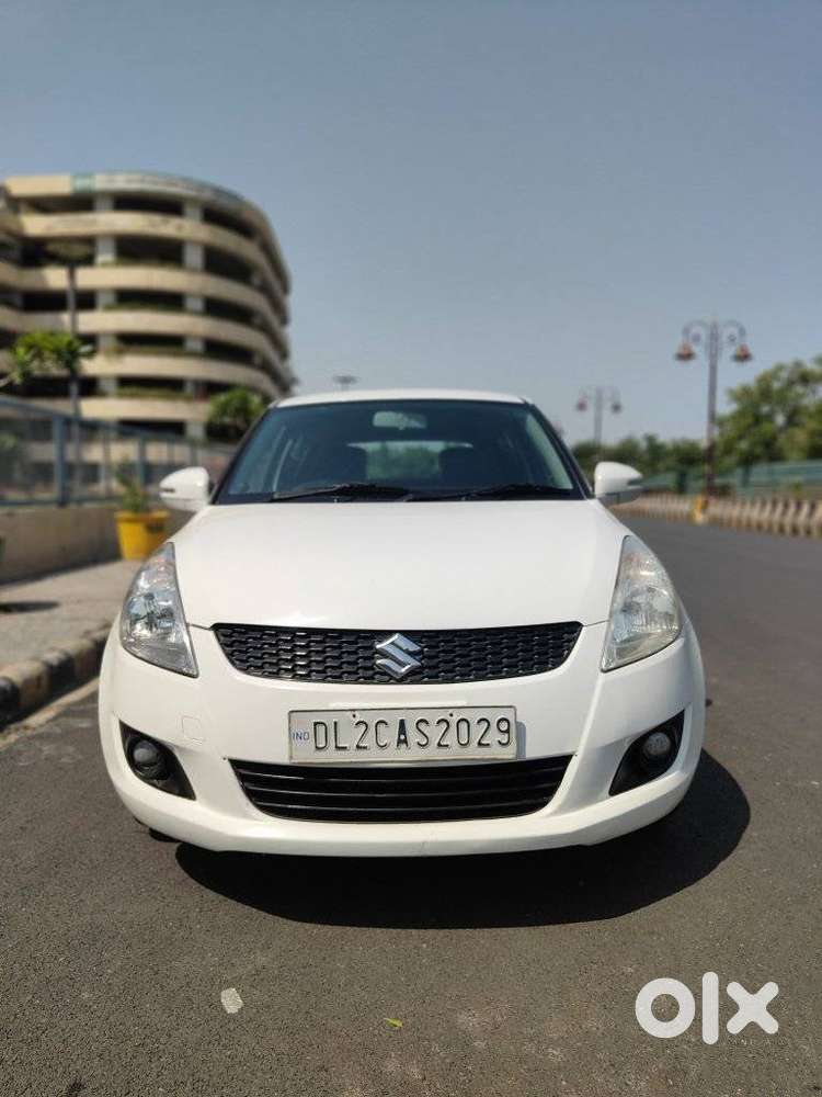 Maruti Suzuki Swift Vxi + Manual, 2013, Cng & Hybrids
