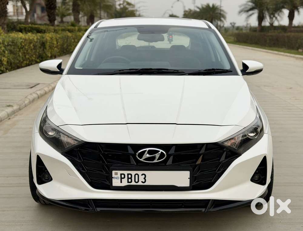 Hyundai I20 Asta 1.2 O With Sunroof, 2022, Petrol