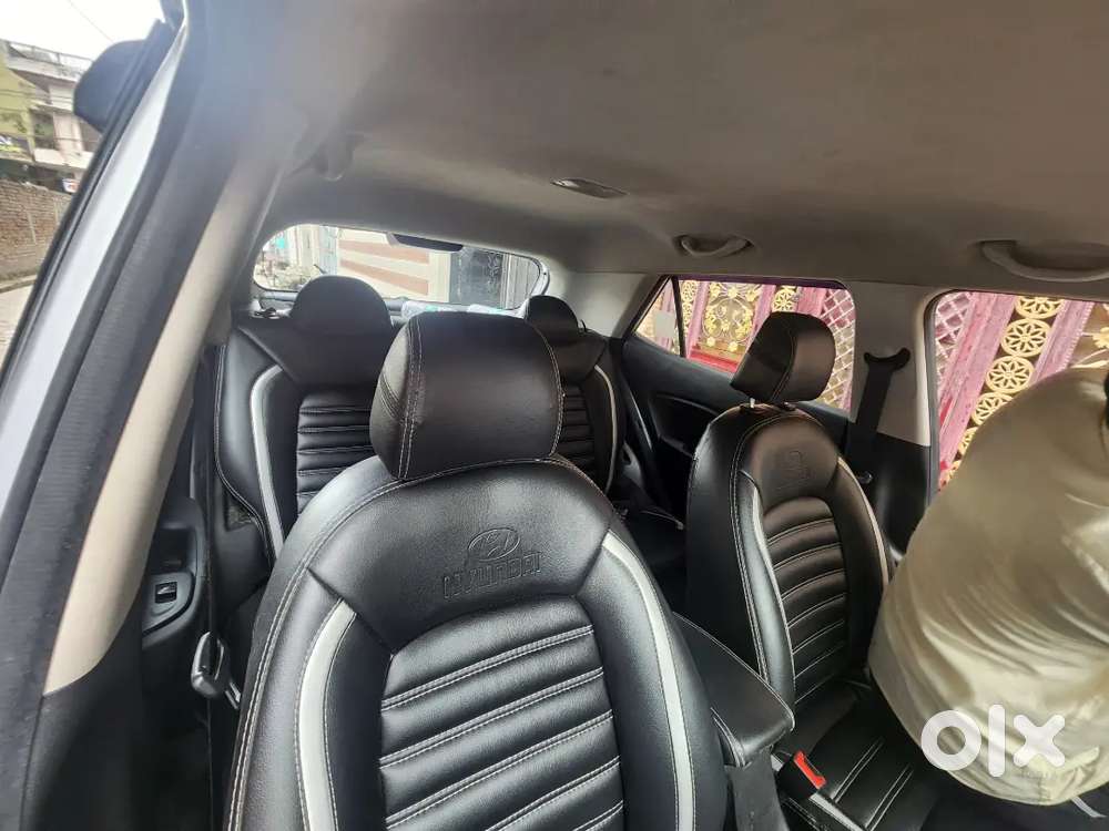 Hyundai Venue 2020 Petrol 38000 Km Driven