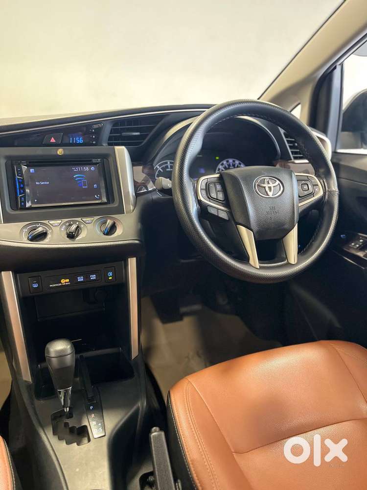 Toyota Innova Crysta 2.8 Gx At 7 Str, 2017, Diesel