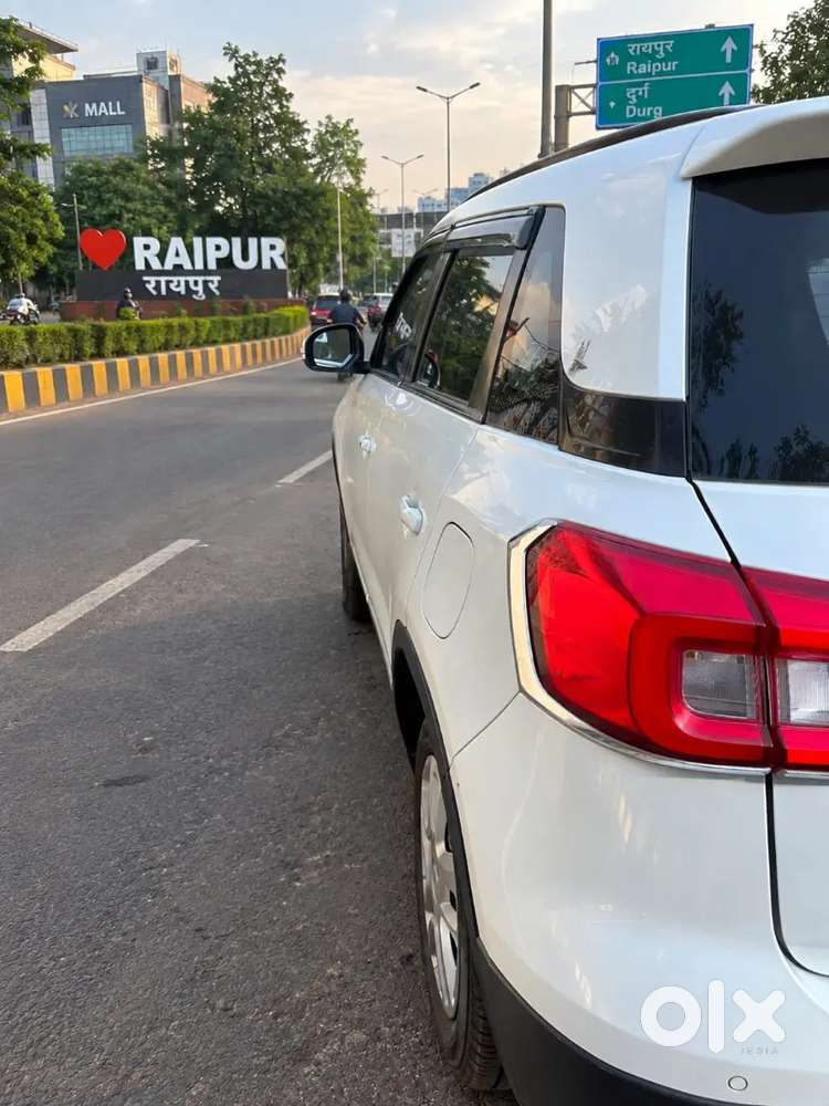 Maruti Suzuki Brezza Zxi 2022