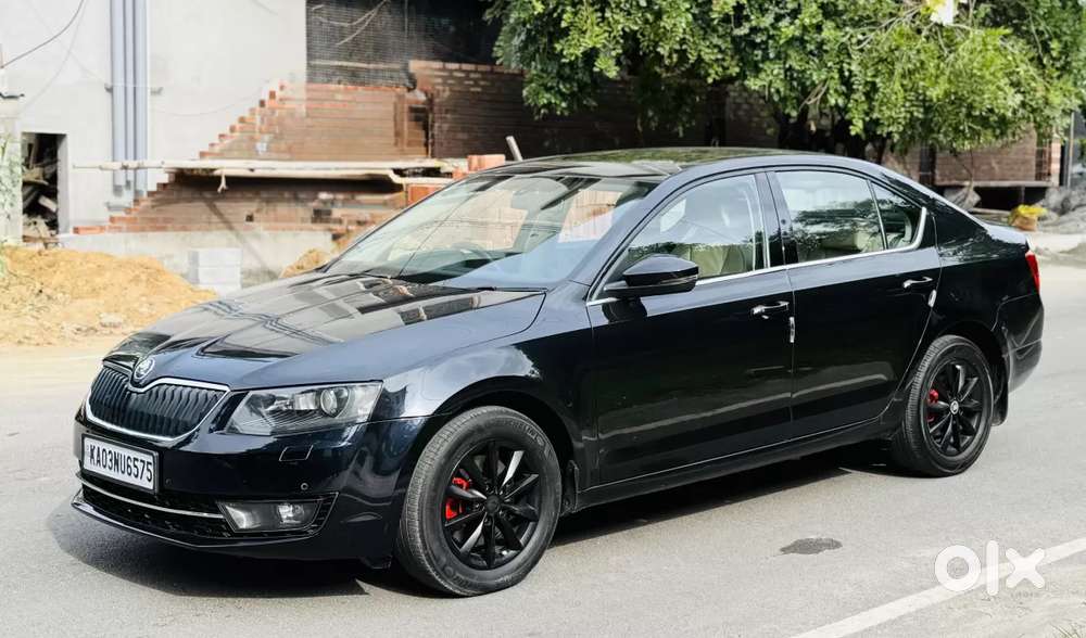 Skoda Octavia Elegance 1.8 Tsi At, 2014, Petrol