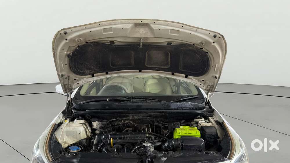 Hyundai Verna 1.6 Vtvt Sx, 2016, Petrol