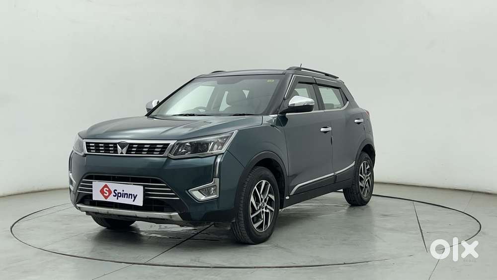 Mahindra Xuv300 1.2 W8 (o) Amt Petrol, 2022, Petrol