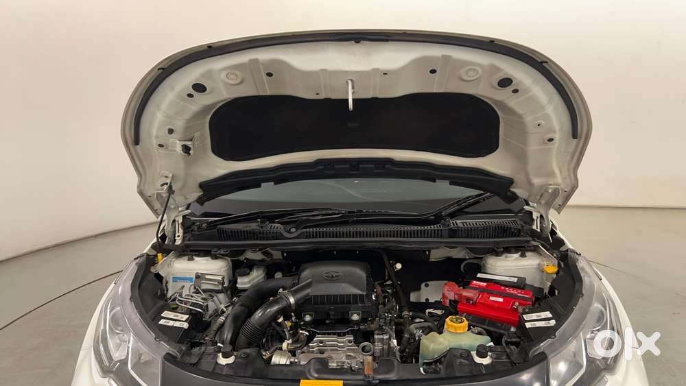 Tata Nexon Xz Plus (hs), 2022, Petrol