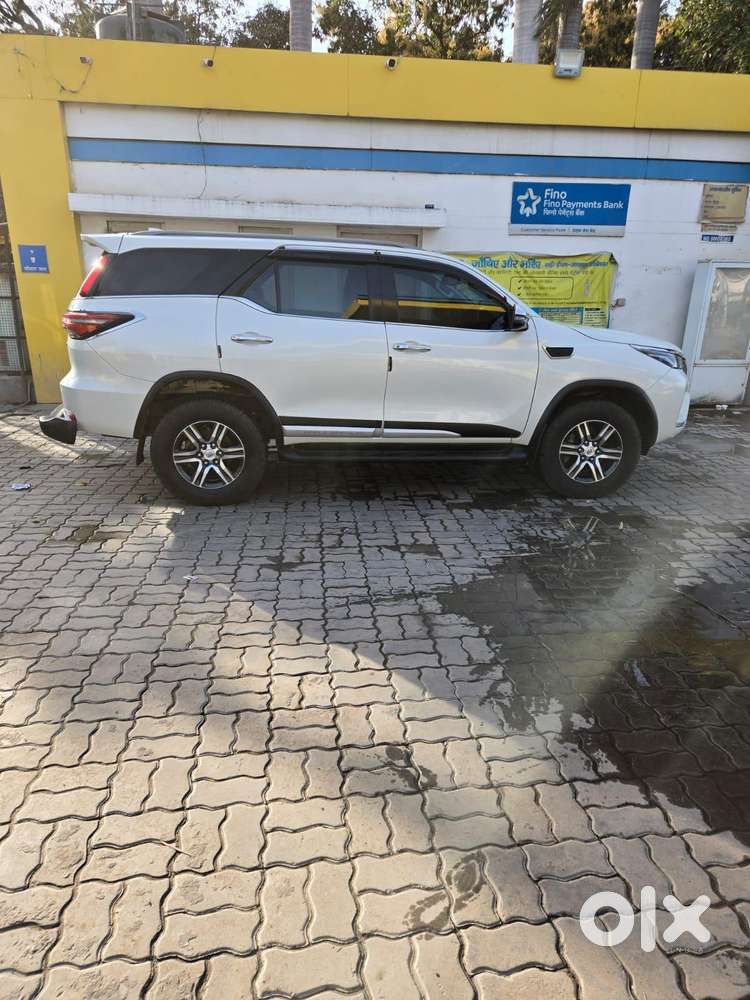 Toyota Fortuner 4x2 At 2.8 Diesel, 2022, Diesel