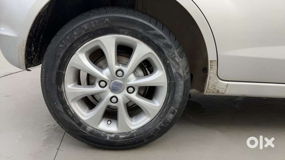 Ford Figo 1.2 Duratec Petrol Titanium, 2012, Petrol