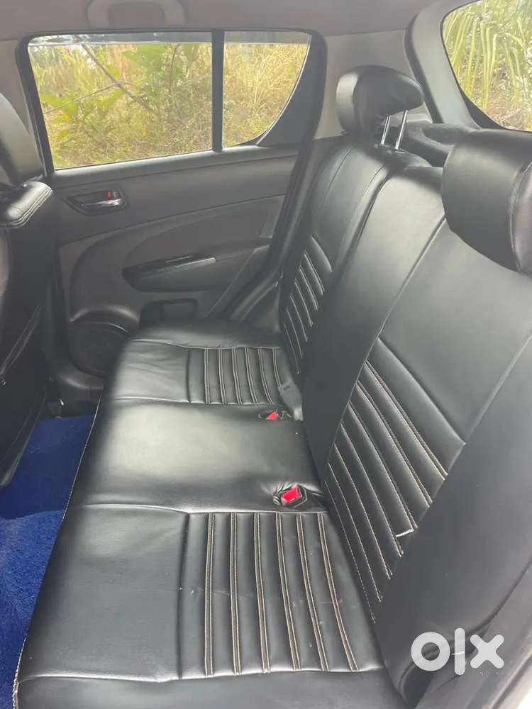 Swift Vxi White