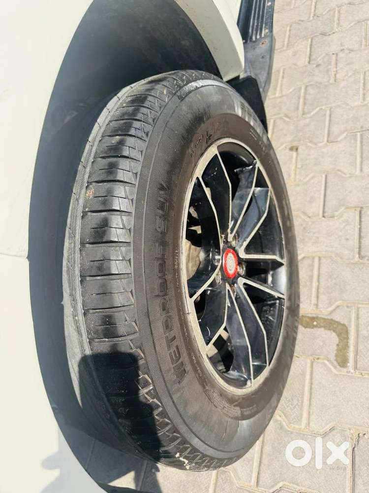 Mahindra Diesel Car 2019