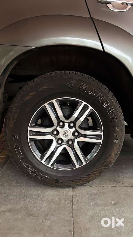 Toyota Diesel Car 2011 Year