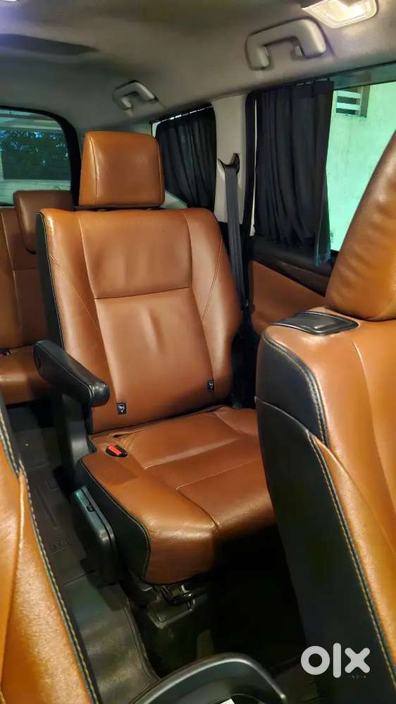 Best Deal! Innova Crysta Automatic, Best Engine Till Date, Flawless.