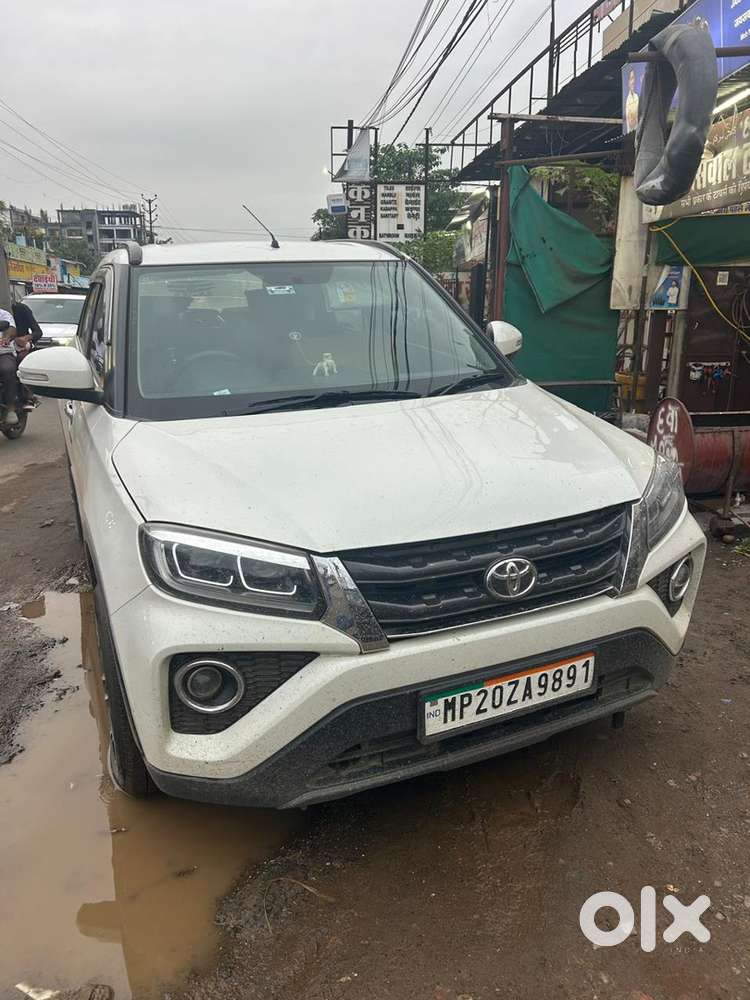 Toyota Urban Cruiser 2022 Petrol Well Maintained