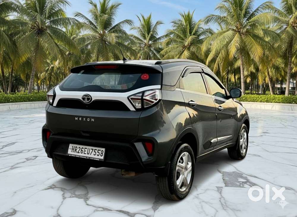 Tata Nexon 1.2 Revotron Xm (s), 2022, Petrol