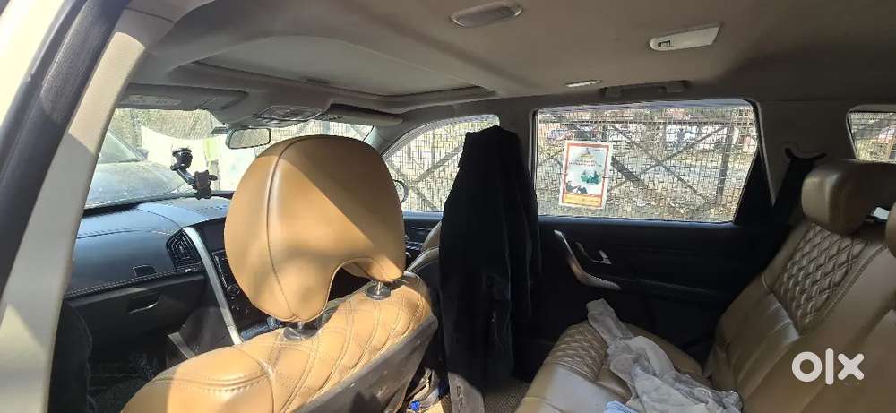 Mahindra Xuv500 W11 2018 Diesel Well Maintained