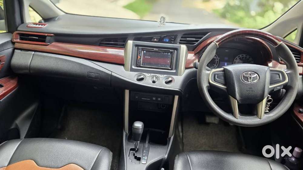 Toyota Innova Crysta 2.8 Gx At, 2016, Diesel