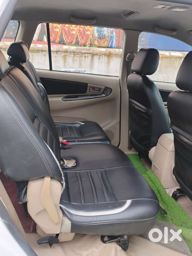 Toyota Innova 2.5 G (diesel) 8 Seater, 2008, Diesel