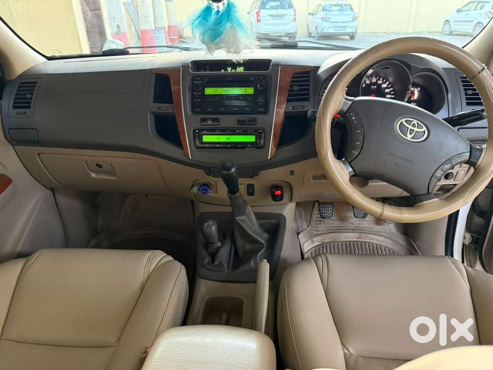 2011 Toyota Fortuner Diesel