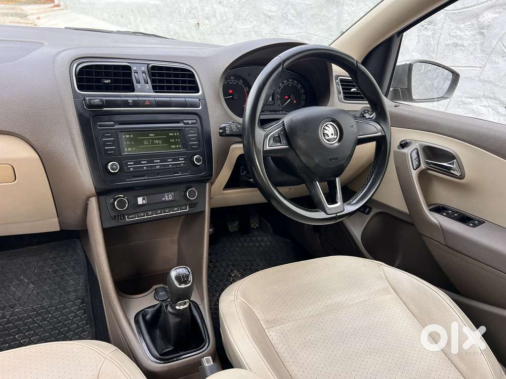 Skoda Rapid [2016-2021] 1.6 Mpi Style Plus, 2016, Petrol