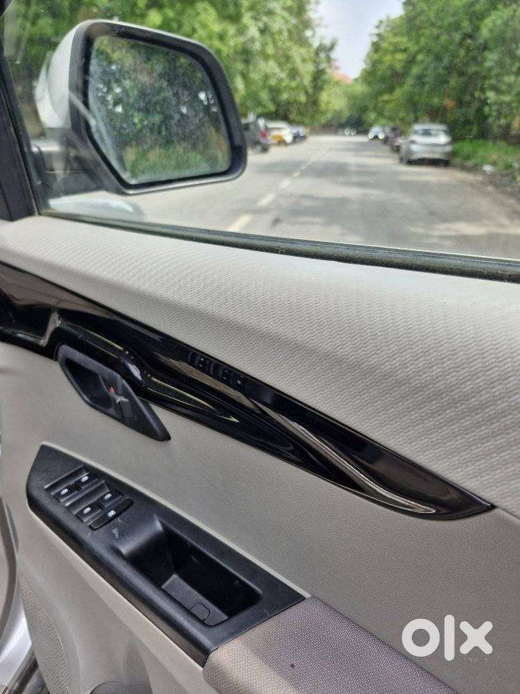 Mahindra Kuv 100 K8 5str, 2016, Petrol