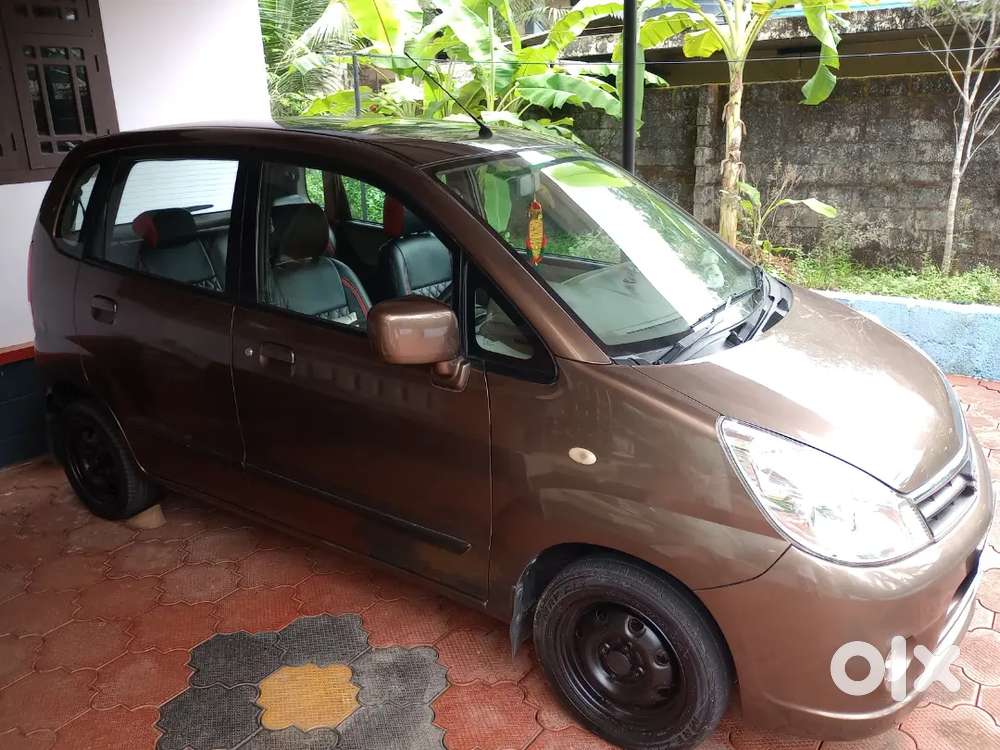 Maruti Suzuki Zen Estilo 2011