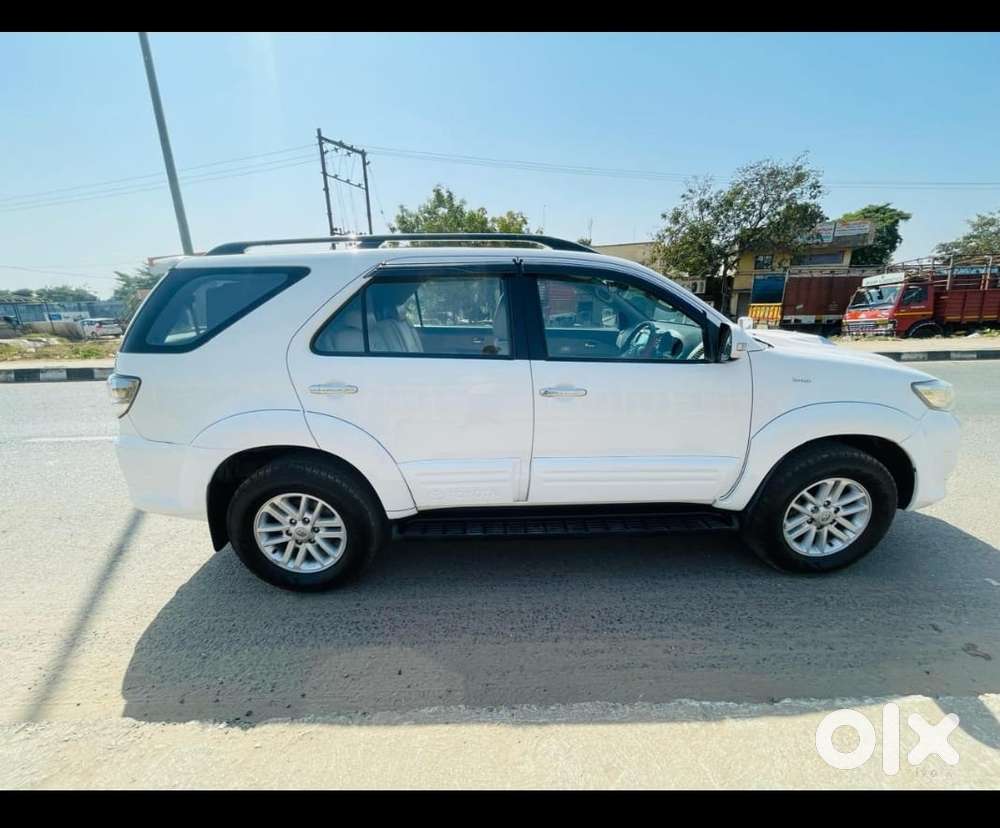Toyota Fortuner 3.0 4x2 Automatic, 2013, Diesel