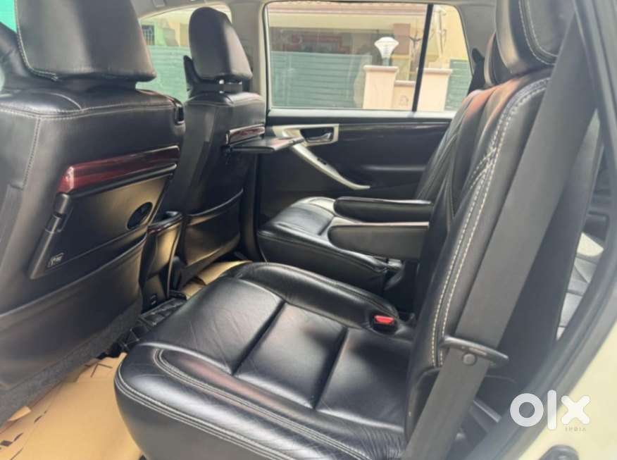 Toyota Innova Crysta 2.5z, 2016, Diesel