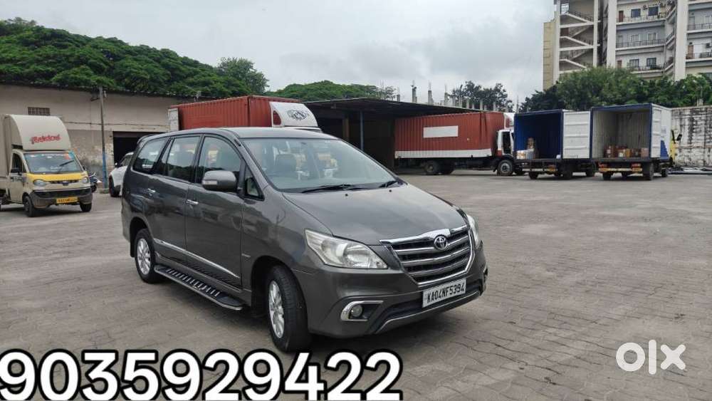 Toyota Innova 2.5 Vx 8 Str Bs-iii, 2015, Diesel