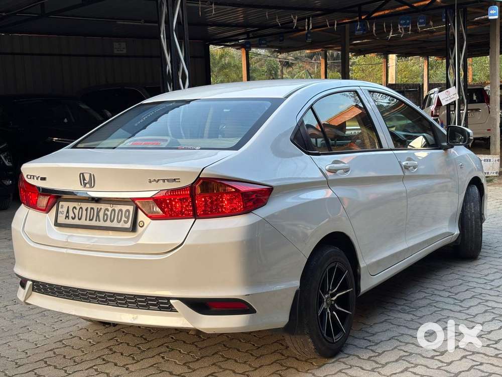 Honda City I-vtec Sv, 2017, Petrol