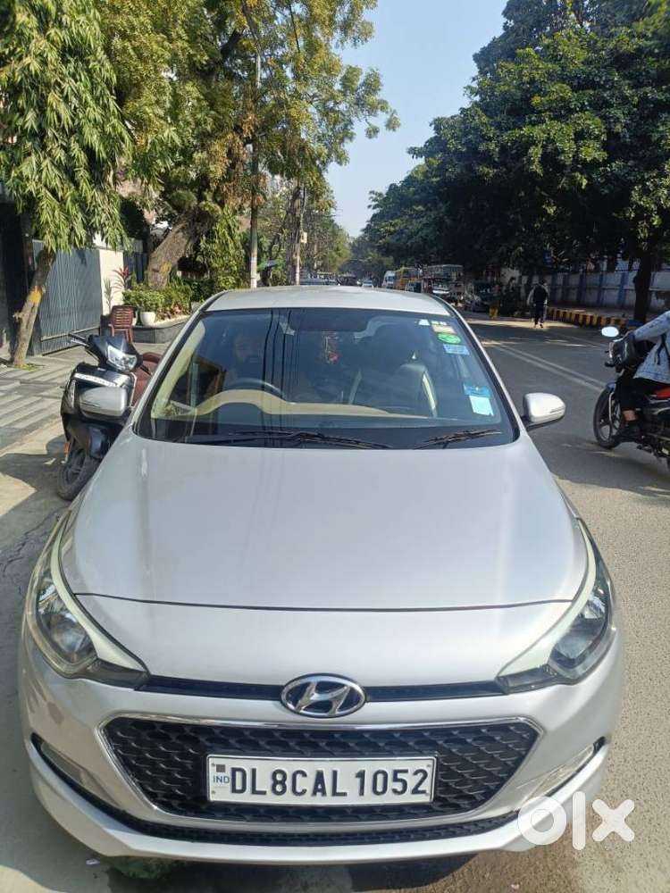 Hyundai I20 Sportz 1.2 Mt Dual Tone, 2015, Cng & Hybrids