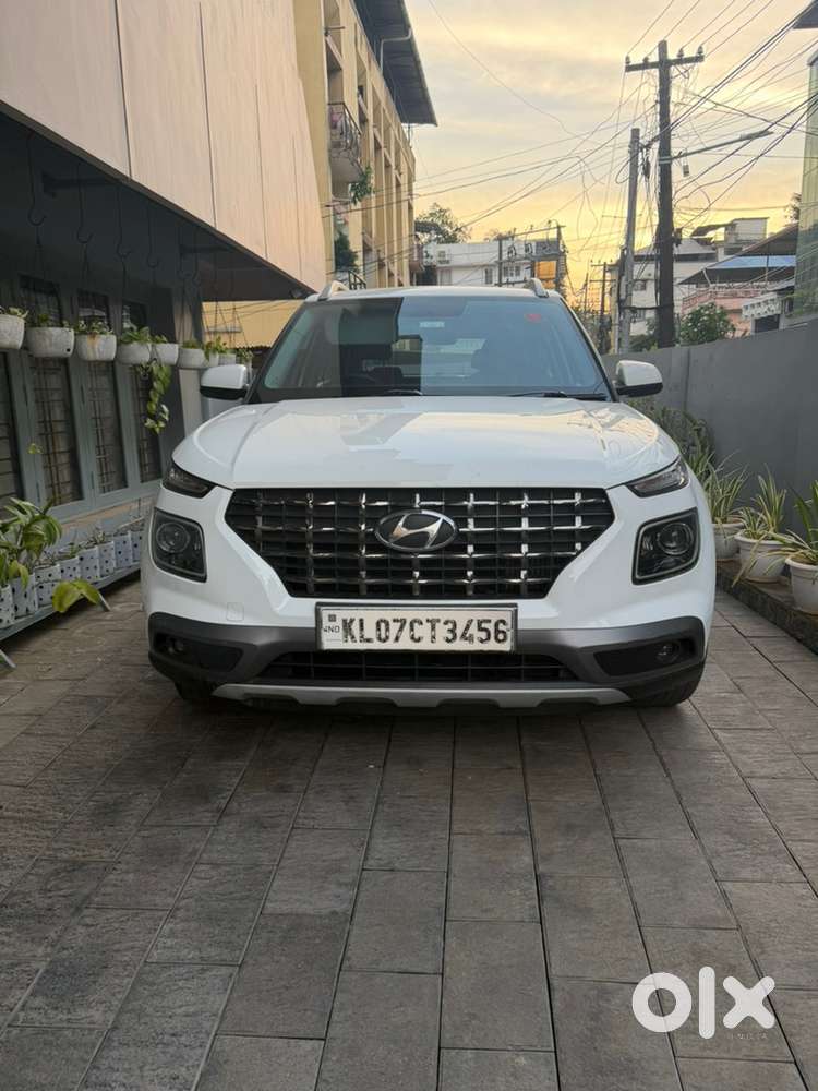 Doctor Used Hyundai Venue Petrol 2019