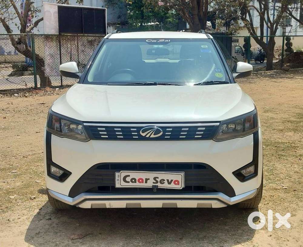 Mahindra Xuv300 W6, 2022, Petrol