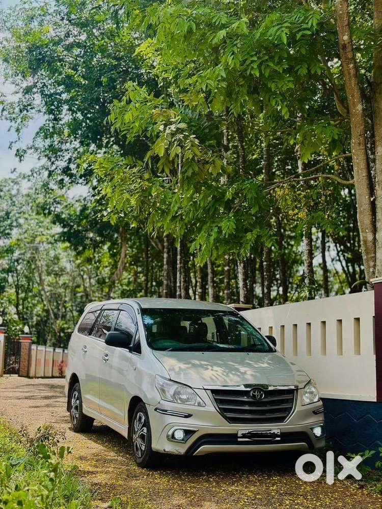 Toyota Innova 2013 Diesel Well Maintained