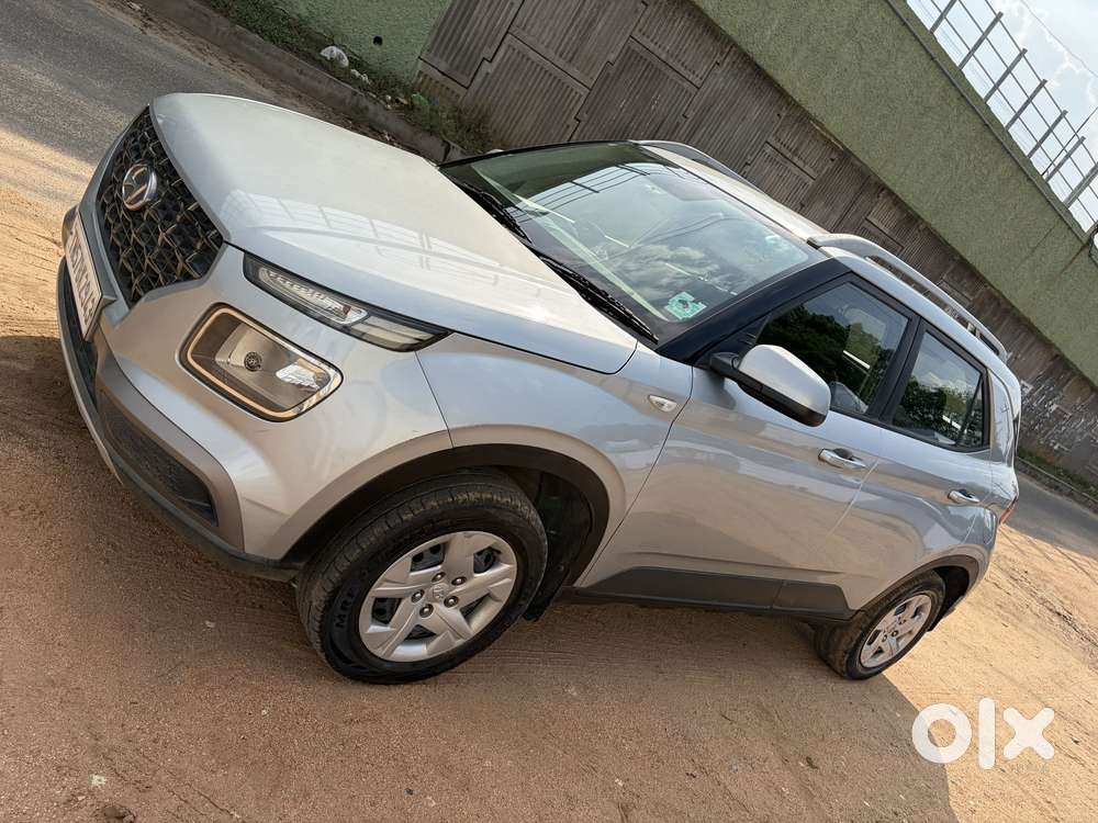 Hyundai Venue E 1.2 Petrol, 2019, Petrol