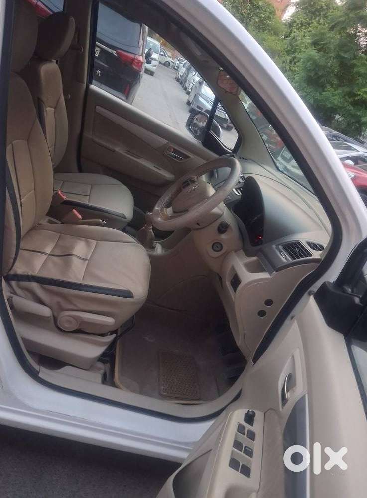 Maruti Suzuki Ertiga Zxi, 2012, Petrol