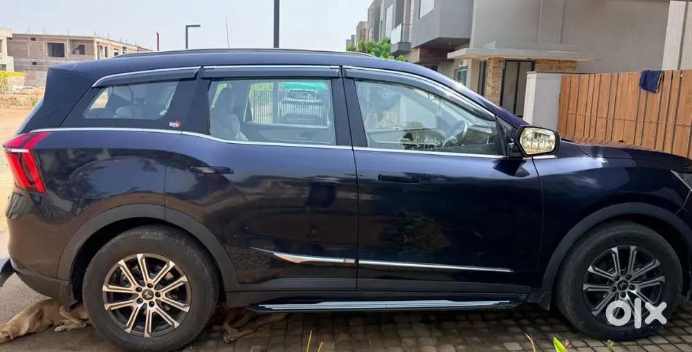 Mahindra Xuv700 Ax7 L Dsl At 7 Seater , Automatic , 1st Owner