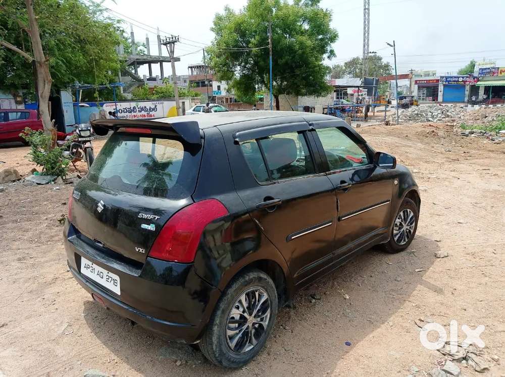 Maruti Suzuki Swift 2006 Petrol 130000 Km Driven