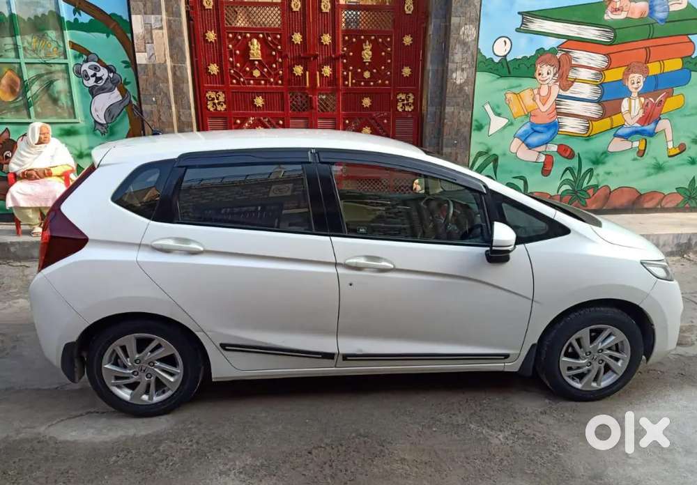 Honda Jazz 2018 Cng & Hybrids 75000 Km Driven