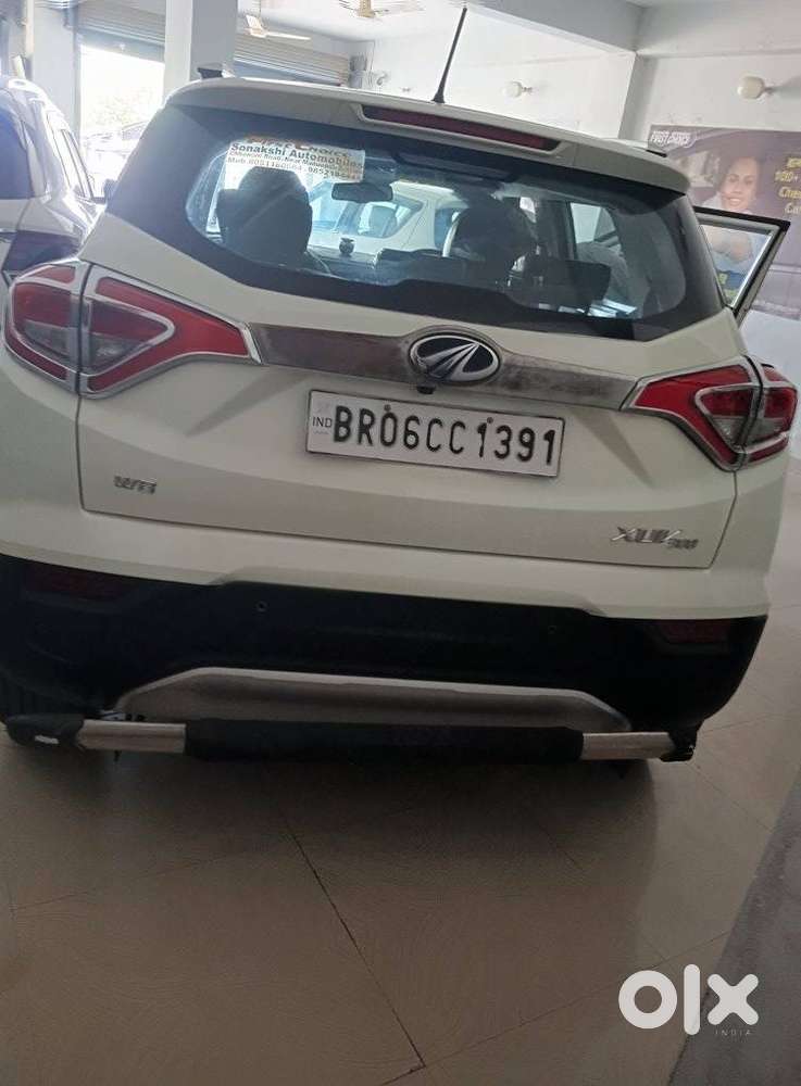 Mahindra Xuv300 W8 Option Dual Tone Diesel, 2019, Diesel
