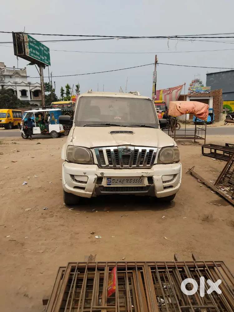 Mahindra Scorpio Classic 2011 Diesel 125785 Km Driven