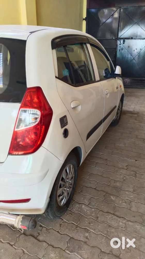 Hyundai I10 Sportz 2015 Petrol Manual