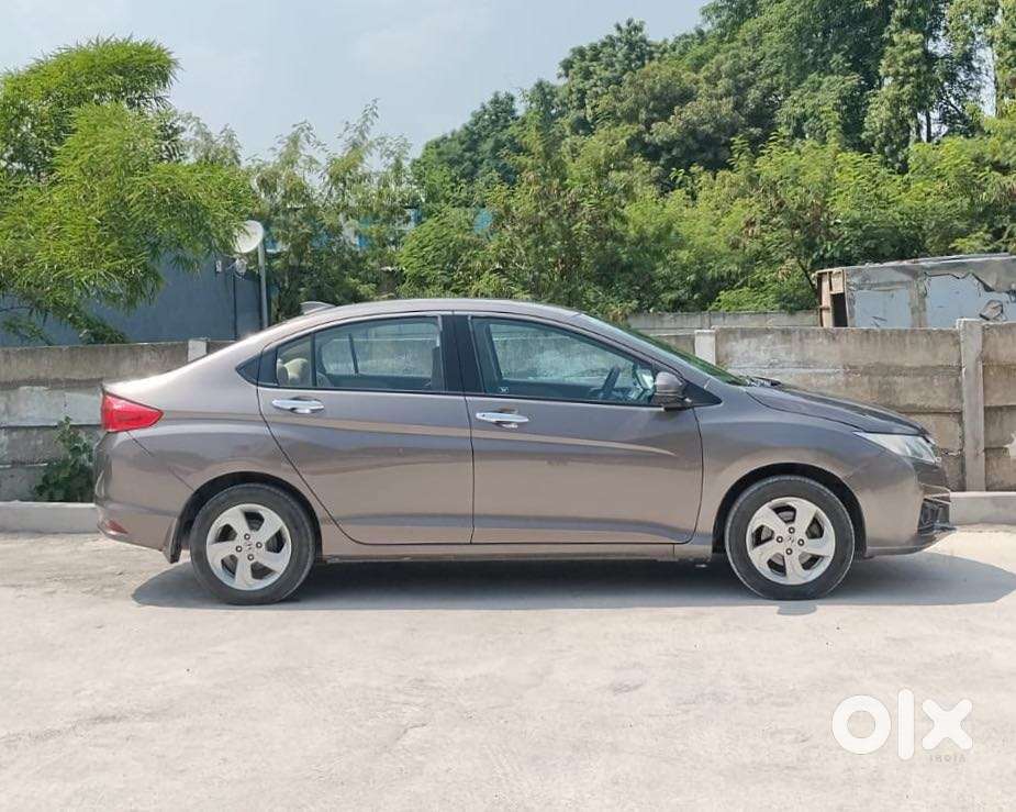 Honda City 1.5 V Mt, 2015, Petrol