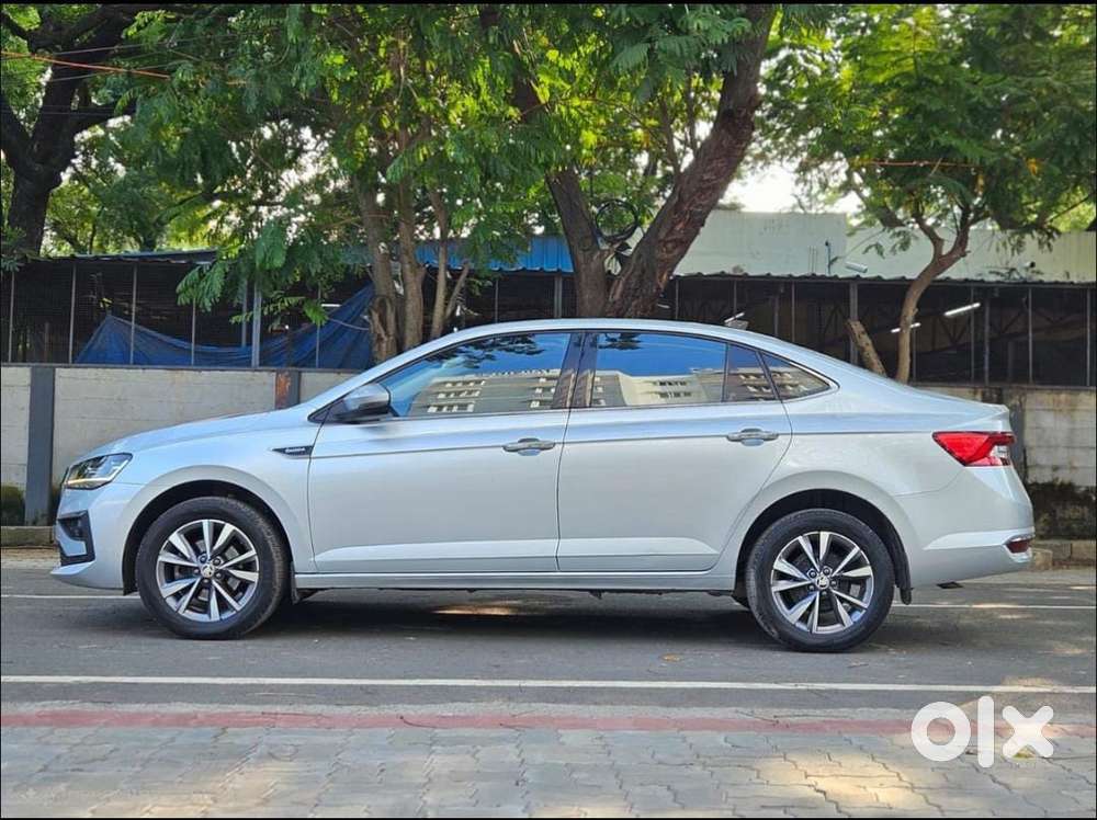 Skoda Slavia 1.0 Tsi Style, 2022, Petrol