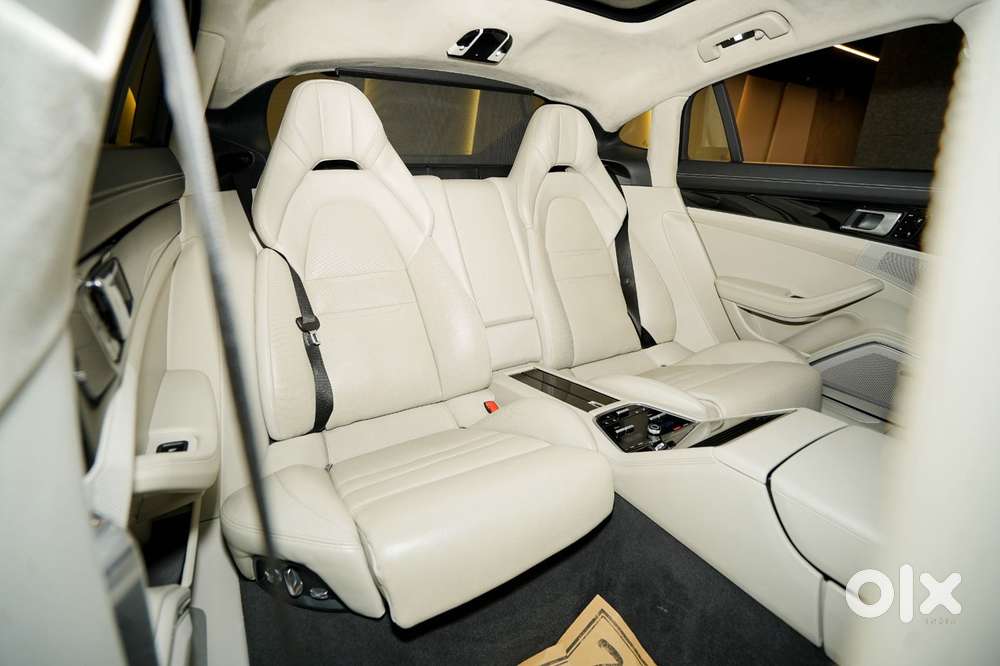Porsche Panamera Turbo, 2018, Petrol