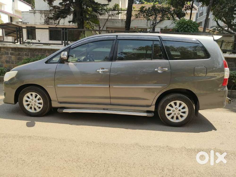 Toyota Innova 2.5 V 8 Str, 2013, Diesel