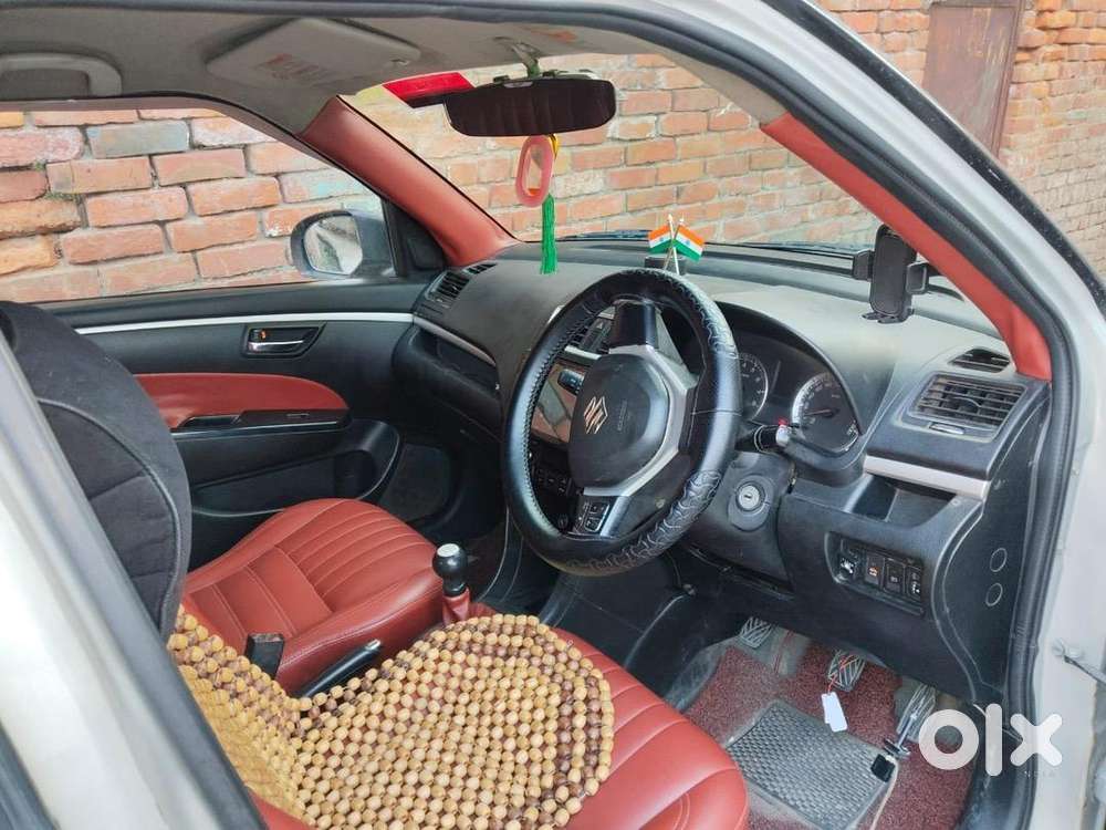 Maruti Suzuki Swift 2012 Cng + Petrol , Alloy Wheels+ Music System