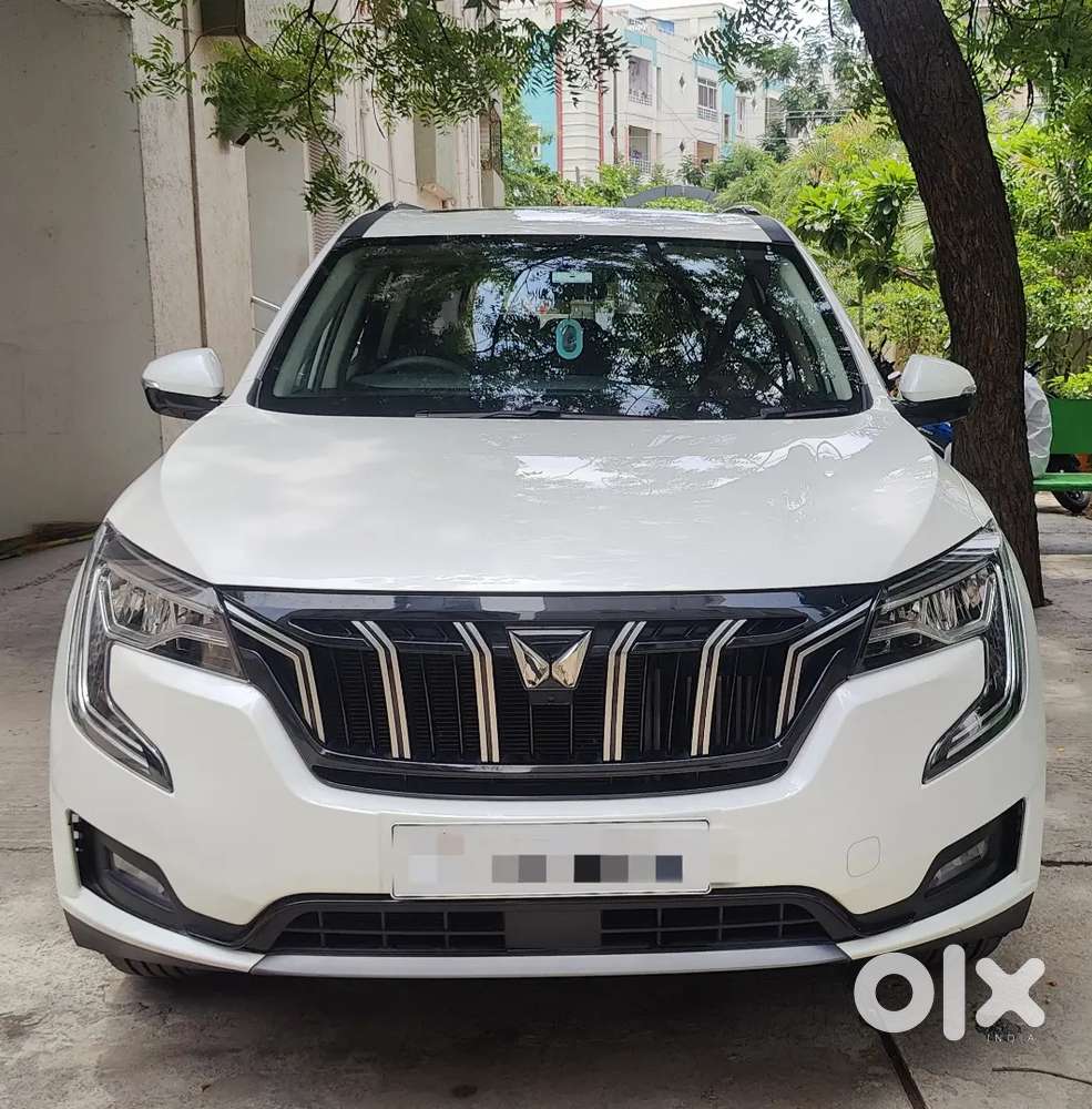 Mahindra Xuv700 2023 Ax7 At